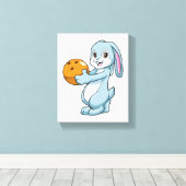 Konijn bij Bowling met Bowling ball Canvas Afdruk (Insitu (Houten vloer))