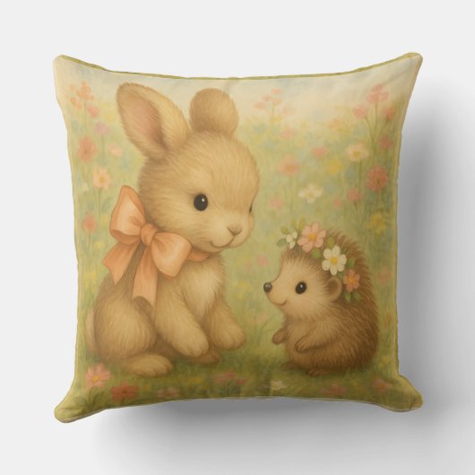 Konijn en egel in bloemenkrans, Waterverf Kussen (Achterkant)