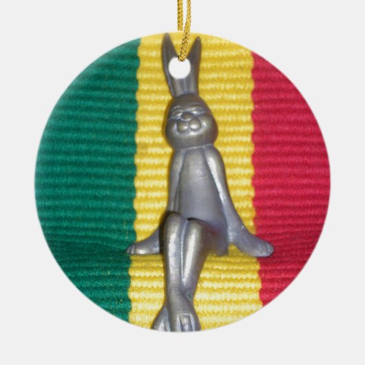 Konijn in Rasta kleuren: een vleugje Groovy Keramisch Ornament (Voorkant)