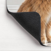 Konijn koelt af voor witte ventilator muismat (Hoek)