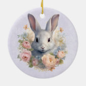 Konijn omringd door pastelbloemen Cute Keramisch Ornament (Achterkant)