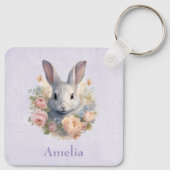 Konijn omringd door pastelbloemen Cute Sleutelhanger (Achterkant)