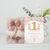 Konijn Tweeling Meisjes 1e Verjaardag Tweeling Fot Kaart (Staand voorkant)