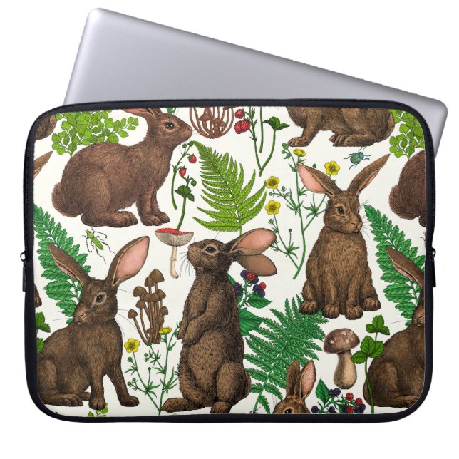 Konijnen en bosflora 4 laptop sleeve (Voorkant)