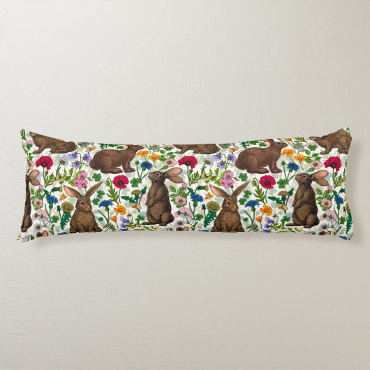 Konijnen en wilde bloemen lichaamskussen (Voorkant)