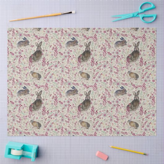 Konijnen in de tuinroze bloemen tissuepapier (Craft)