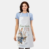 Konijnen spelen sneeuw veel plezier schort (Gedragen)