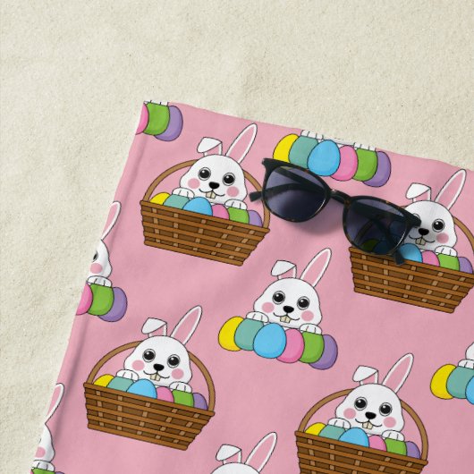 Konijntje Kleurrijke PaaseiHunt Mand | personalise Strandlaken (In situ)