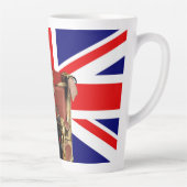 Koning Charles III met Britse vlag Latte Mok (Rechts)