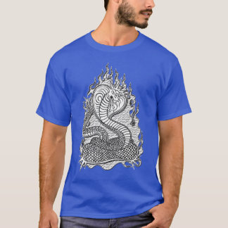 Koning Cobra in brand T-shirt