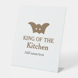 Koning van de keuken chef koken voeg naam kroon ha reclamebord met voetstuk