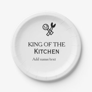 Koning van de keuken chef koken voeg naam kroon to papieren bordje