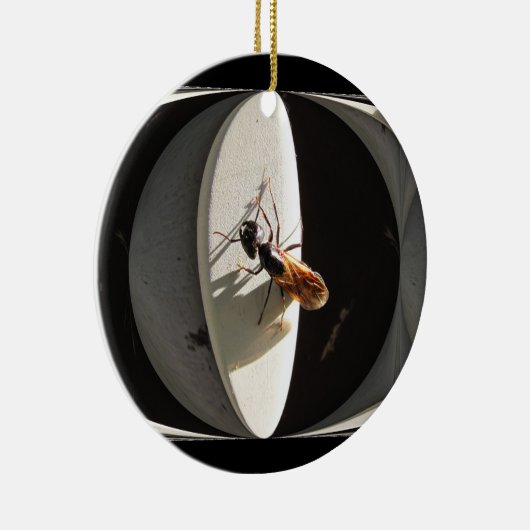 koningin Ant ~ sierente Keramisch Ornament (Rechts)