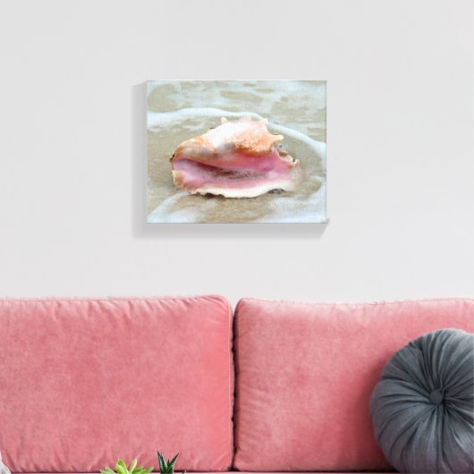 Koningin Conch op het strand Canvas Afdruk (Insitu (Woonkamer))