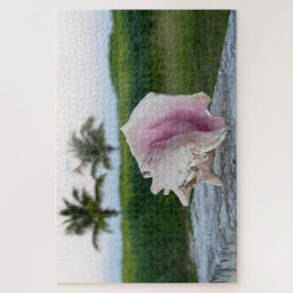 Koningin Conch Shell op een muur, het Poster van d Legpuzzel