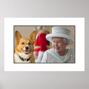 Koningin Elizabeth II lacht met haar Corgi Poster