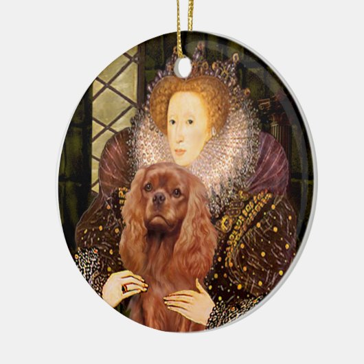 Koningin Liz I - Ruby Cavalier Keramisch Ornament (Links)