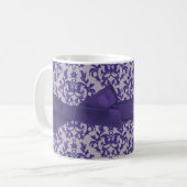 Koningin mama vraagt paarse grijze mok (Voorkant links)