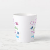 "Koningin van alles" Latte Mok (Voorkant)