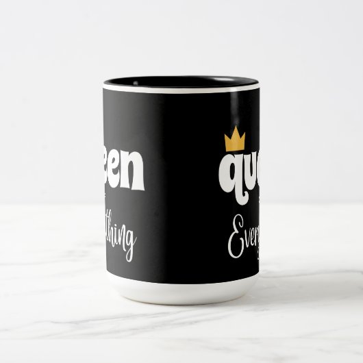 KONINGIN VAN ALLES MOK (Center)