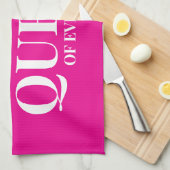 Koningin van alles neon roze keukenhanddoek cadeau (Quarter Fold)