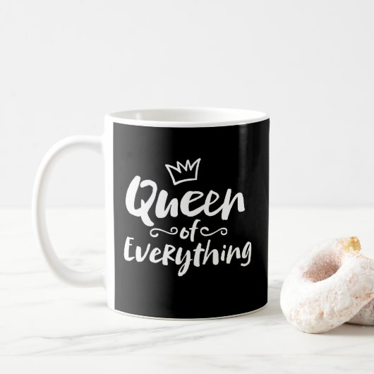 KONINGIN van alles - Witte borstel Lettering Grapp Koffiemok (Met donut)