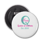 Koningin van de keuken monogram groen roze eenvoud button flesopener (Voorkant)