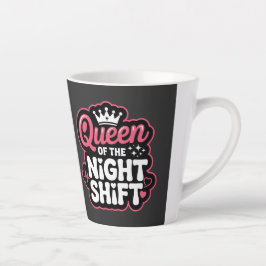 Koningin van de Nachtploeg Grappige Roze Verpleegs Latte Mok