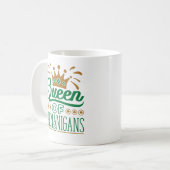 Koningin van de Shenanigans St. Patrick's Day Koffiemok (Voorkant links)
