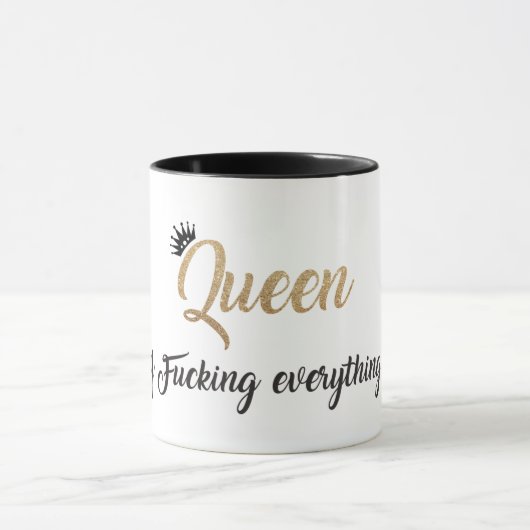 Koningin van f.*alles aanhalen! Zwart en goud Mok (Midden)