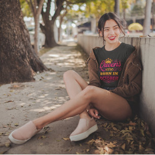 Koninginnen worden in oktober Faux Glitter Verjaar T-shirt