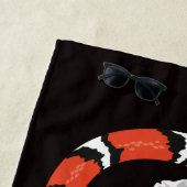 Koningsslang met papaverbloemen strandlaken (In situ)