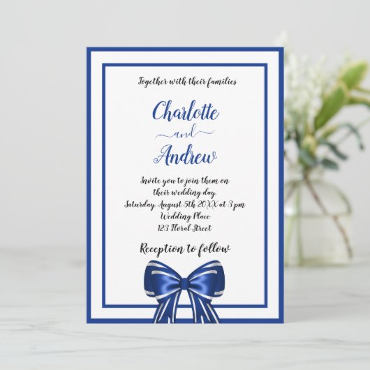 Koninklijk blauw wit elegant boegschrift bruiloft kaart (Staand voorkant)