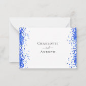 Koninklijk blauw witte confetti trouw-RSVP Notitiekaartje (Achterkant)