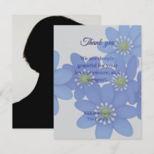 Koninklijk blauwe rouwkaart met foto