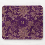 koninklijk paars gouddamasmonogram muismat<br><div class="desc">Ons collectie "royal gold damask" heeft een royal faux gold foil damask patroon op paarse achtergronden. Dit collectie is geschikt voor elk moment en tijdstip van het jaar. Het is zeker dat het een oogstopper is, dus aarzel niet om contact met ons op te nemen als u speciale verzoeken hebt...</div>