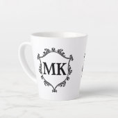 koninklijk schild gepersonaliseerde naam monogram latte mok (Linkerhoek)