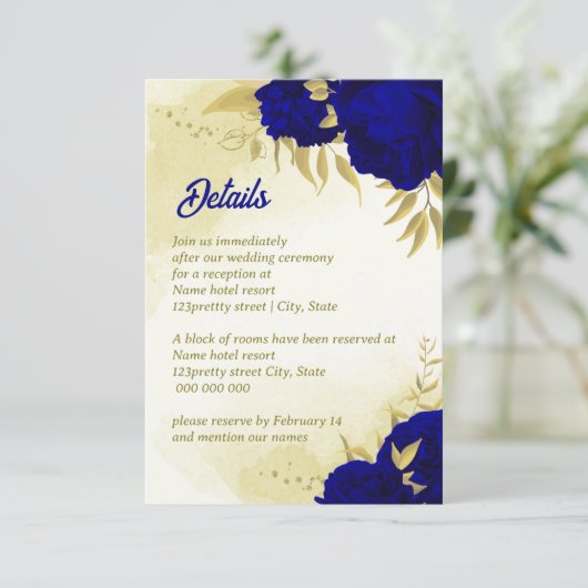 Koninklijke blauwe bloemen gouden botanische bruil informatiekaartje (Staand voorkant)