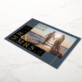 Koninklijke Blauwe en Gouden Fotobruiloft Mr. en M Folie Uitnodiging (Gedraaid)