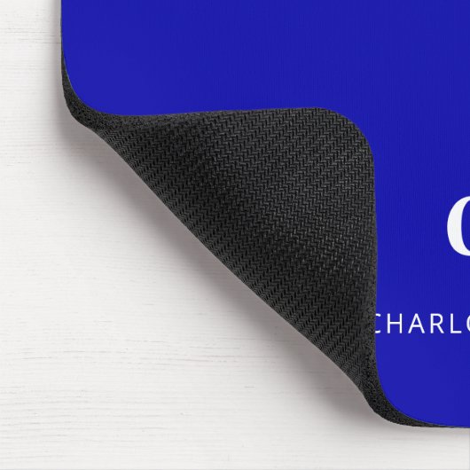 Koninklijke blauwe witte monogram initiaal muismat (Hoek)