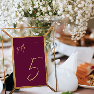 Koninklijke bruiloft bordeaux tafel nummerkaarten kaart