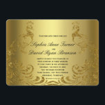 Koninklijke Gouden Abstracte Pauw Huwelijksuitnodi Kaart<br><div class="desc">Zeer elegant ontwerp met gouden achtergrond en abstract goud glanzende pauwen voor een speciale bruiloft. Het zal een unieke touch geven aan uw bruiloftstijl. Wees anders! Personaliseer met uw eigen informatie. Als u de tekst wilt verplaatsen of de grootte, het lettertype of de kleur wilt wijzigen, klik dan op de...</div>