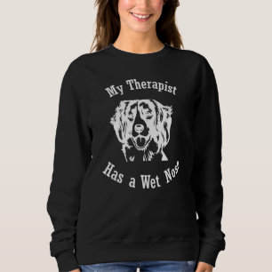 Kooikerhondje dog My Therapist heeft een natte neu Trui