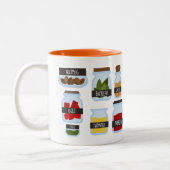 Kookstijl met kleurrijke kruiden tweekleurige koffiemok (Links)
