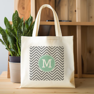 Kool en mint Groene Chevrons Aangepast monogram Tote Bag