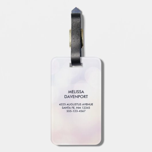 Koolblauwe kerstboom met mousserende lichten bagagelabel (Achterkant verticaal)