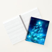 Koolblauwe kerstboom met mousserende lichten notitieboek (Binnen)