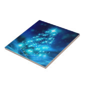 Koolblauwe kerstboom met mousserende lichten tegeltje (Zijkant)