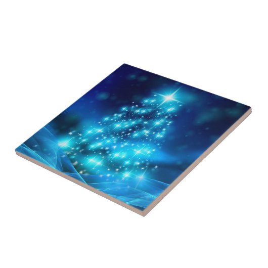 Koolblauwe kerstboom met mousserende lichten tegeltje (Zijkant)