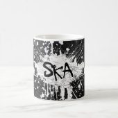 Koolmuziek die de oude punk rots van de school van koffiemok (Center)